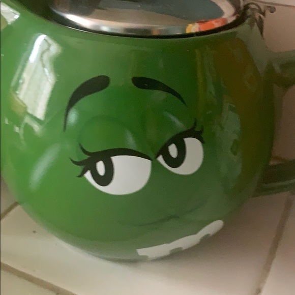 Meet your Posher, Jennifer - Picture 2 of 2